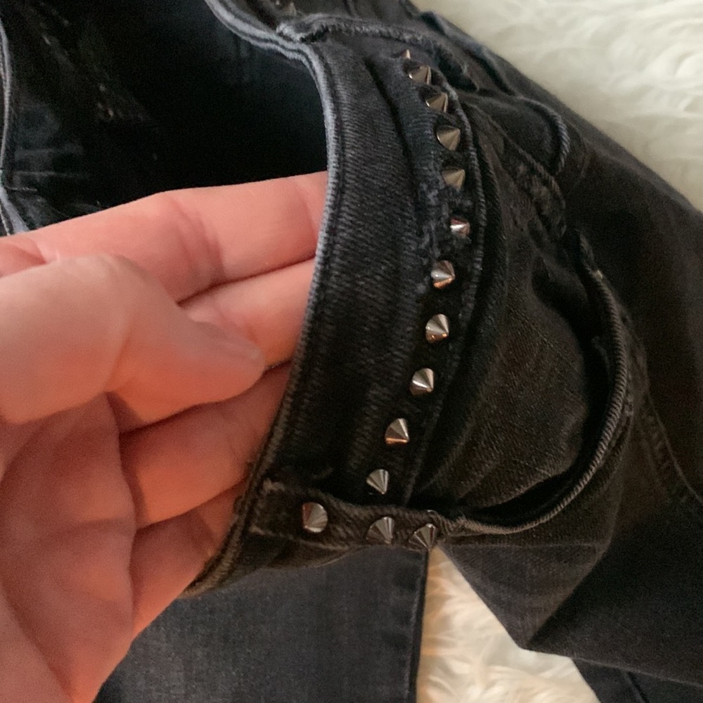 Zara trafaluc black studded & frayed distressed denim, chewed hems, black denim - Picture 12 of 16